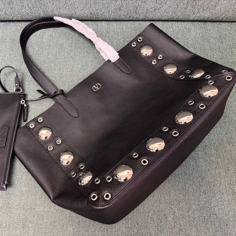 Va1e*ntin0 shopping bag